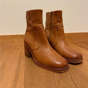 Seychelles Turbulent Cognac Heeled Square Toe Leather Boots